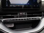Fiat 500C Abarth Scorpionissima 42 kWh | Cabrio | Apple Carplay / Android Auto | JBL | Half-Alcantara | Sportstuur | Kuipstoelen | Stoelverwarming | Camera | Dodehoek | Climate Control | Cruise Control | Lichtmetalen Velgen |