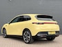Leapmotor B05 ProMax Design 67.1 kWh CarPlay | Glazen Dak | WLTP 482km Range | Adaptive Cruise Control | Stoel- & Stuurverwarming | Frameloze Ramen | 360 Camera | DC Snelladen 30-80% in 18min |