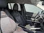 Jeep Avenger 1.2T e-Hybrid 110pk Automaat Summit | Adaptieve Cruise Control | JBL Audio | Lane Assist | Apple Carplay | Navigatie | Parkeersensoren Voor & Achter | Parkeercamera |