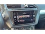 Volkswagen Tiguan 1.4 TSI Comfortline Business TREKHAAK / CARPLAY / NAVI / CLIMA / PDC / BLUETOOTH / CRUISE / NL-AUTO