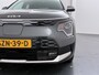 Kia Niro EV DynamicLine 64.8 kWh - Navigatie - Apple Carplay/Android Auto - Parkeersensoren voor en achter - Fabrieksgarantie tot 2032