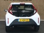 Toyota Aygo X 1.0 VVT-i S-CVT Play - ORIGINEEL NEDERLANDSE AUTO - APPLE CARPLAY/ANDROID AUTO - ACHTERUITRIJCAMERA - AIRCO (AUTOMATISCH) - CRUISE CONTROL ADAPTIEF - MULTIMEDIA SCHERM - BLUETOOTH TELEFOONVOORBEREIDING