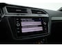 Volkswagen Tiguan 1.5 TSI ACT Highline Business R | Rijklaar! | Orig. NL | Elek. Trekhaak | Dig. Cockpit | Adapt. Cruise | NAV+App. Connect | Stoelverw. | PDC | Rijmodus | Elek. Klep | LED | 19'' V
