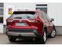 Toyota RAV4 2.5 Hybrid*Fabrieksgarantie t/m05-2031!*Perfect Toyota onderh.*Trekhaak/Leder/Stoelverw./Stuurverw./Camera/DAB/LED/Voorruitsnelont./Elek. Klep/18 inch LM*