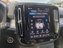Volvo XC40 B4 211PK Plus Dark | BLIS | Trekhaak | H&K | Verwarm. Stoelen+Stuur | ACC | PDC V+A | Camera Achter |
