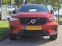 Volvo XC40 B4 211PK Plus Dark | BLIS | Trekhaak | H&K | Verwarm. Stoelen+Stuur | ACC | PDC V+A | Camera Achter |