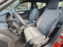 Volvo XC40 B4 211PK Plus Dark | BLIS | Trekhaak | H&K | Verwarm. Stoelen+Stuur | ACC | PDC V+A | Camera Achter |