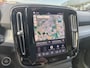 Volvo XC40 B4 211PK Plus Dark | BLIS | Trekhaak | H&K | Verwarm. Stoelen+Stuur | ACC | PDC V+A | Camera Achter |