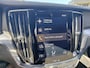 Volvo V60 T5 252PK Momentum | BLIS | Trekhaak | Elektr. Kofferklep | Carplay | ACC | PDC V+A | Camera Achter |