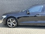 Volvo V60 2.0 B4 R-Design | HARMEN KARDON AUDIO | LEER | SPORTSTOEL |