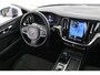 Volvo V60 2.0 B4 Core | LED | Stoel/Stuurverwarming | Cruise Adaptive | Clima | Camera | Navi | keyless | BLIS | Lichtmetalen Velgen