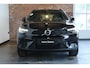 Volvo EX40 Single Motor Extended Range Plus 82 kWh | Trekhaak | Verwarmbare voorstoelen en stuurwiel | Premium audio by Harman Kardon | Adaptieve cruise control | Warmtepomp | Apple carplay/Android auto