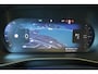Volvo EX40 Single Motor Extended Range Plus 82 kWh | Trekhaak | Verwarmbare voorstoelen en stuurwiel | Premium audio by Harman Kardon | Adaptieve cruise control | Warmtepomp | Apple carplay/Android auto
