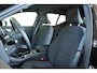 Volvo EX40 Single Motor Extended Range Plus 82 kWh | Trekhaak | Verwarmbare voorstoelen en stuurwiel | Premium audio by Harman Kardon | Adaptieve cruise control | Warmtepomp | Apple carplay/Android auto