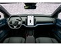 Volvo EX30 Single Motor 51 kWh Plus | Trekhaak | Elektrisch Verstelbare Voorstoelen | Harman Kardon Audio | Stoelverwarming | Achteruitrijcamera | Google Maps Navigatie | Apple Carplay | Android Auto | Elektrische Achterklep
