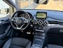 Mercedes-Benz B-klasse 180 Ambition AMG Line / NAVI / ALL SEASON / CAMERA / STOELVERWARMING