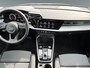 Audi A3 Sportback 35 150pk TFSI S edition Parkeersensoren voor en achter | Sportstoelen zwarte stof | Stoelverwarming voorin