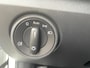 Volkswagen Up! 1.0 65PK | Climate Control| Parkeersensoren| 4seizoen banden| Camera | Automatische verlichting|