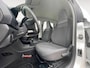 Volkswagen Up! 1.0 65PK | Climate Control| Parkeersensoren| 4seizoen banden| Camera | Automatische verlichting|