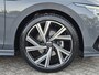Volkswagen Golf 1.5 eTSI R-Line Business | ACC | Stuur/Stoel verw. | Rijklaar inclusief 1 jaar BOVAG garantie!