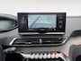 Peugeot 5008 1.2 Hybrid 136 GT 146PK AUTOMAAT | 7-persoons | Cruise Control | Climate Control | Schuif- kanteldak | 360 camera | Parkeersensoren rondom |