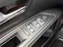 Peugeot 5008 1.2 Hybrid 136 GT 146PK AUTOMAAT | 7-persoons | Cruise Control | Climate Control | Schuif- kanteldak | 360 camera | Parkeersensoren rondom |
