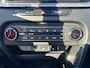 Kia Xceed 1.5 T-GDI MHEV DynamicPlusLine Automaat | 1e Eigenaar | Dealer Onderhouden | Camera | Stoel- & Stuurverwarming | Trekhaak | 2-Zone Climate Control | Navigatie | Fabrieksgarantie t/m 2-4-2028 +3x 1 jaar* | NAP