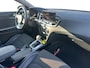 Kia Xceed 1.5 T-GDI MHEV DynamicPlusLine Automaat | 1e Eigenaar | Dealer Onderhouden | Camera | Stoel- & Stuurverwarming | Trekhaak | 2-Zone Climate Control | Navigatie | Fabrieksgarantie t/m 2-4-2028 +3x 1 jaar* | NAP