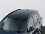 Volvo XC40 2.0 B4 Plus Dark | Memory | BLIS | Harman/Kardon | Trekhaak | Cruise Control | Camera | Stuurwiel verwarming