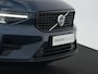 Volvo XC40 2.0 B4 Plus Dark | Memory | BLIS | Harman/Kardon | Trekhaak | Cruise Control | Camera | Stuurwiel verwarming