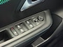 Peugeot 208 1.2 PureTech Allure Pack - Camera - Nieuwe Riem - Stoelverw. - Clima - Half leer - Cruise