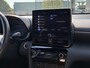 Toyota Yaris Cross 1.5 Hybrid 115 Dynamic | Parkeersensoren voor en achter | Stoelverwarming | Stuurwiel verwarming