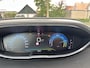 Peugeot 3008 1.6 HYbrid 180 PK Allure | Plug-In Hybride | Automaat | Tot 60 KM Elektrisch Rijden | Navigatie | Full LED Verlichting | Keyless Entry | Camera | Parkeersensoren | Climate Control | Cruise Control | Hoge Zitpositie | Half Lederen Bekleding | DAB+ Radio | Apple Carplay & Android Auto | 18" Lichtmetalen Velgen |