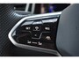 Volkswagen T-Roc 1.0 110PK TSI R-Line | ACC | Digital Cockpit Pro | Extra getint glas achter | App Connect | Dode-hoek detectie |