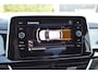 Volkswagen T-Roc 1.0 110PK TSI R-Line | ACC | Digital Cockpit Pro | Extra getint glas achter | App Connect | Dode-hoek detectie |