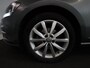 Volkswagen Golf 1.0 TSI Highline 115pk DSG| Navi| Pano-dak| 17'LM-velgen |extra getint glas