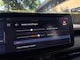 Jeep Avenger Altitude 1.2 Turbo 100pk | TWO-TONE | JBL HIFI | ELEKTR. ACHTERKLEP | STOELVERW. | ADAPTIVE CRUISE | CAMERA | NAVI | 17" LM | CLIMA | DAB+