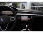 Volkswagen Arteon 1.4 TSI eHybrid R-Line*Parelmoer Wit*Perfect Onderh.*Pano/ACC/HUD/Sfeer/Elek. Trekhaak/Half Leder/Stoelverw./Stuurverw./Massage/360/IQ Drive/19 inch LM*