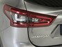 Nissan Qashqai 1.3 DIG-T Design Edition | 360° Camera | Navigatie | Trekhaak | Apple CarPlay / Android Auto | Panoramadak | Stoelverwarming |