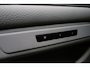 BMW 5-Serie 528i High Executive Aut. | Panorama | Luxe leder | Stoelverwarming | 18 inch | Trekhaak | Volledige Historie | NAP |