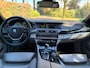 BMW 5-Serie 528i High Executive Aut. | Panorama | Luxe leder | Stoelverwarming | 18 inch | Trekhaak | Volledige Historie | NAP |