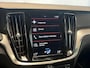 Volvo V60 2.0 T8 Twin Engine AWD R-Design - Pano - Camera - Carplay - Leder - El Kofferklep - Cr + Cl Control