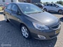 Opel Astra 1.4 Edition schade ! rijd goed
