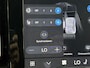 Volvo XC40 Recharge Twin Plus | Trekhaak | 1e Eigenaar | Origineel Nederlands | Automaat | Stoelverwarming | Stuurverwarming | Cruise Control | Achteruitrij Camera | Apple Carplay | Android Auto