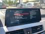 BMW X1 xDrive25e High Executive M-Sport | Panorama | 19” | Trekhaak | Camera | HUD | Stormbay metallic