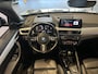 BMW X1 xDrive25e High Executive M-Sport | Panorama | 19” | Trekhaak | Camera | HUD | Stormbay metallic