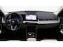 BMW iX1 xDrive30 Launch Edition | Leder | Achteruitrijcamera | Widescreen | Stoelverwarming