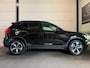 Volvo XC40 2.0 B3 Ultimate Dark 2WD Pano, ACC, Apple Carplay, Virtual Cockpit, Harman&Kardon, Stoelverwarming, Elek Stoelen, Airco
