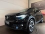 Volvo XC40 2.0 B3 Ultimate Dark 2WD Pano, ACC, Apple Carplay, Virtual Cockpit, Harman&Kardon, Stoelverwarming, Elek Stoelen, Airco