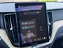 Volvo XC60 2.0 T6 Plug-in hybrid AWD Ultra Dark Luchtvering / Harman & Kardon / 360 camera / Schuif kantel dak /  Elek. trekhaak / Memory / Elek. stoelen /